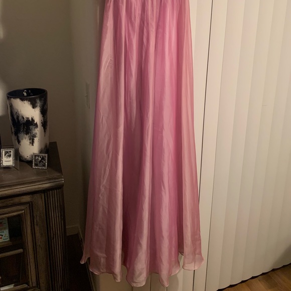 NEW✨ La Femme Prom dress in lilac - Picture 3 of 3